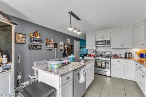 384 25th Street NW Massillon OH 44647