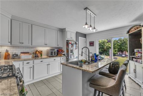 384 25th Street NW Massillon OH 44647
