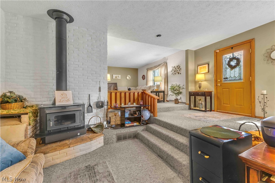 1732 Pleasant Valley Road Girard OH 44420