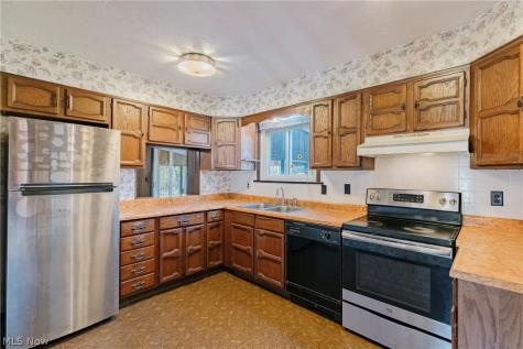 7680 Jennings Drive Painesville OH 44077