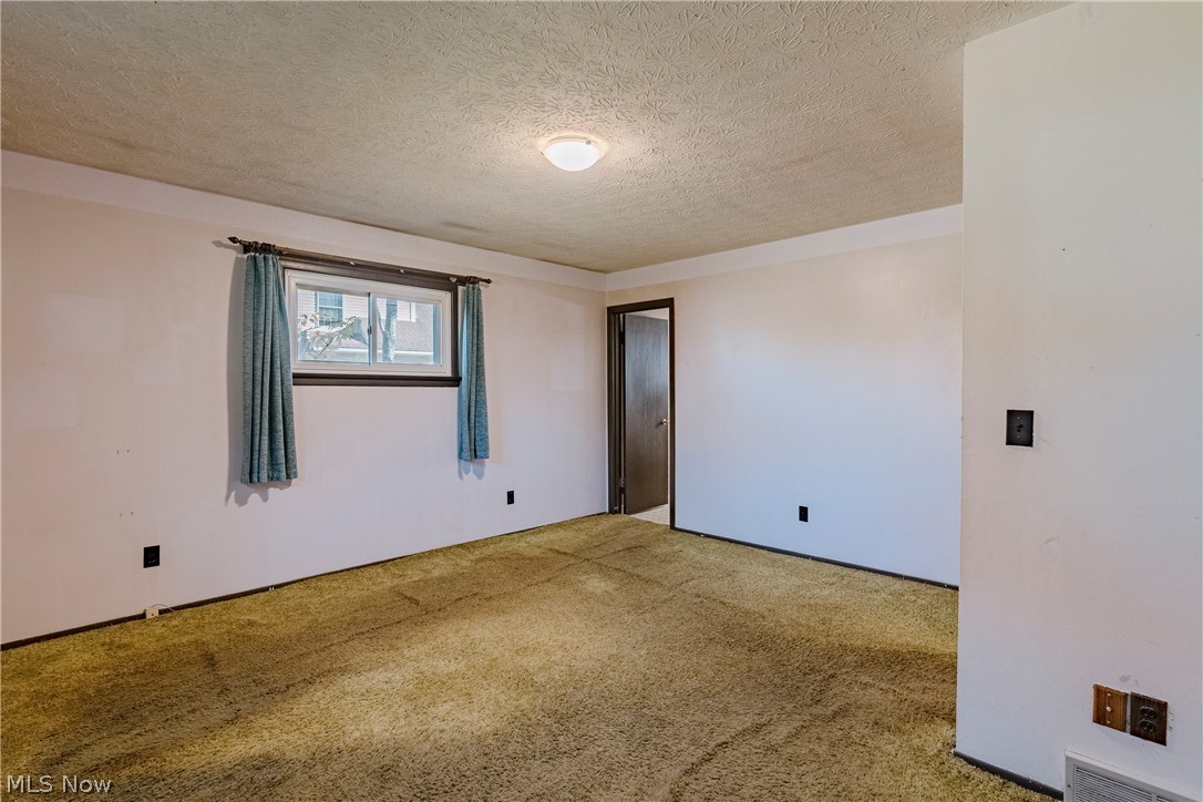 7680 Jennings Drive Painesville OH 44077