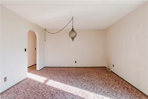 7680 Jennings Drive Painesville OH 44077
