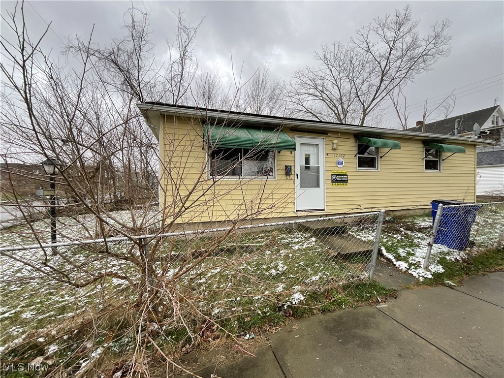 12102 Imperial Avenue Cleveland OH 44120