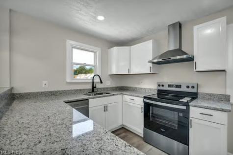 756 E 249th Street Euclid OH 44123