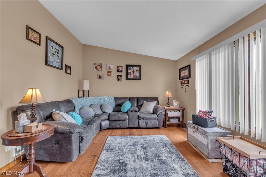 21930 Foster Road Wellington OH 44090