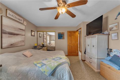 21930 Foster Road Wellington OH 44090
