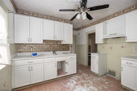 17200 Endora Road Cleveland OH 44112