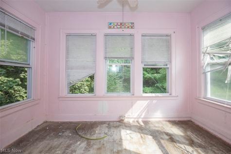 17200 Endora Road Cleveland OH 44112