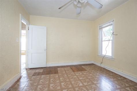 17200 Endora Road Cleveland OH 44112