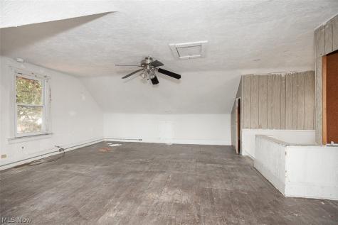 17200 Endora Road Cleveland OH 44112