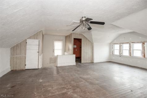 17200 Endora Road Cleveland OH 44112