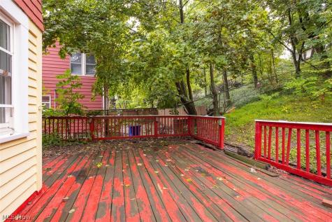 17200 Endora Road Cleveland OH 44112