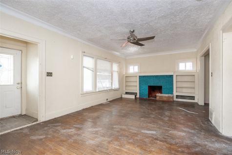 17200 Endora Road Cleveland OH 44112
