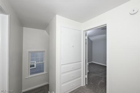 1444 Oakwood Avenue Akron OH 44301