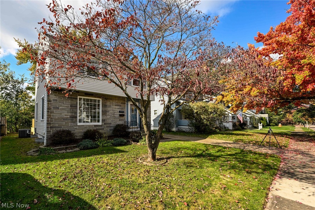 1444 Oakwood Avenue Akron OH 44301
