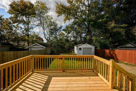 1444 Oakwood Avenue Akron OH 44301