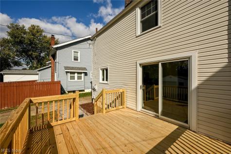 1444 Oakwood Avenue Akron OH 44301