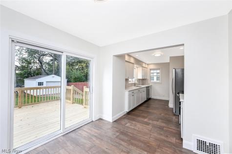 1444 Oakwood Avenue Akron OH 44301