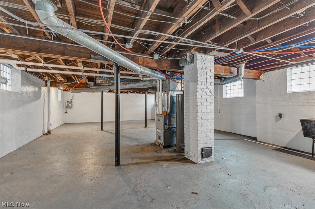 1470 Ansel Cleveland OH 44106