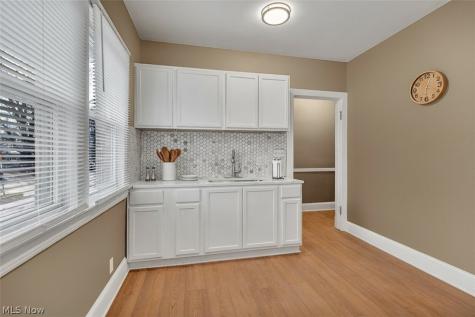 1470 Ansel Cleveland OH 44106