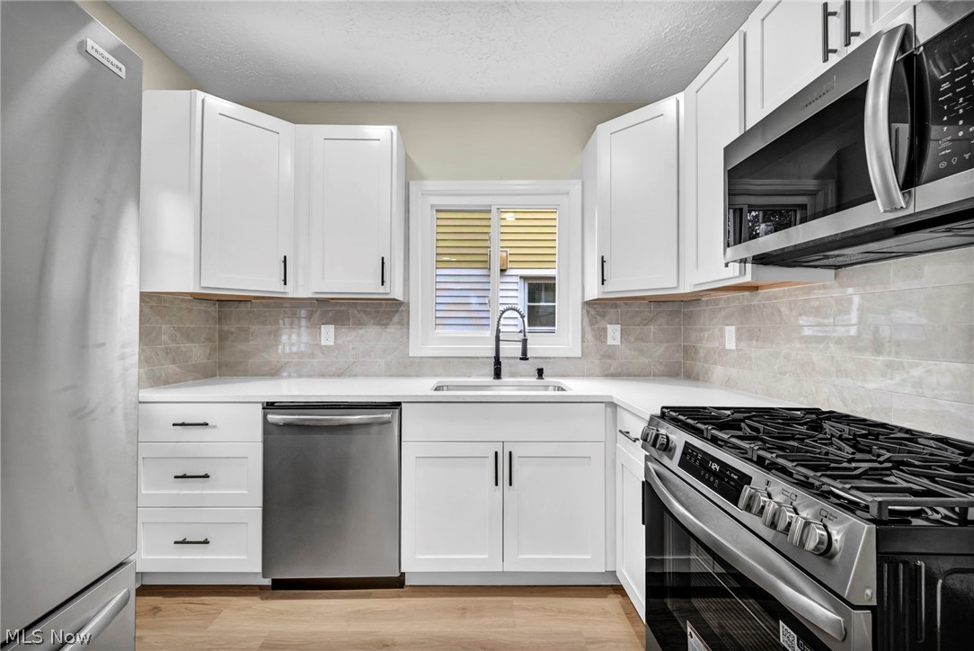 2077 Wyandotte Avenue Lakewood OH 44107