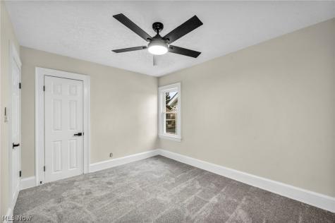 2077 Wyandotte Avenue Lakewood OH 44107