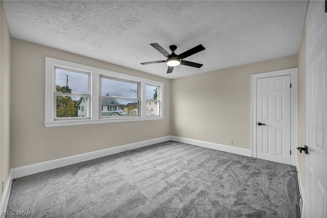 2077 Wyandotte Avenue Lakewood OH 44107