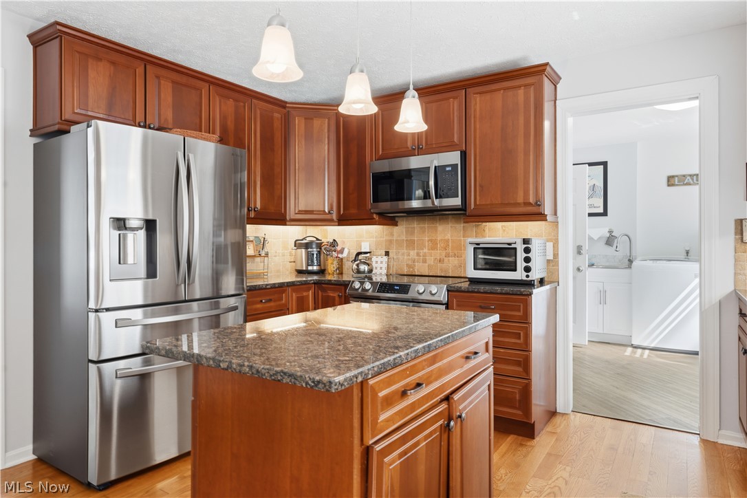 389 Jaycox Road Avon Lake OH 44012