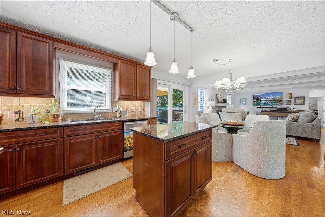 389 Jaycox Road Avon Lake OH 44012