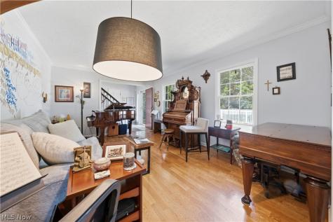 389 Jaycox Road Avon Lake OH 44012