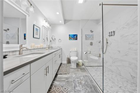 389 Jaycox Road Avon Lake OH 44012