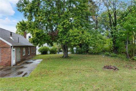1720 Lincoln Way E Massillon OH 44646