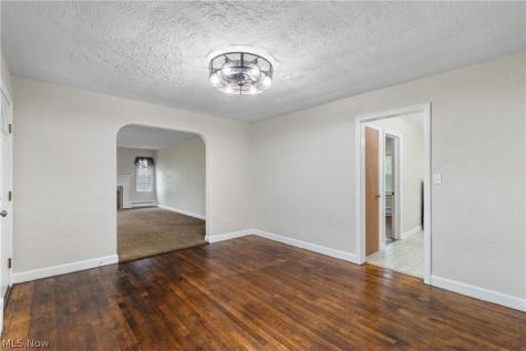 1720 Lincoln Way E Massillon OH 44646