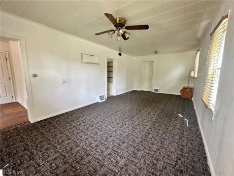511 Woodland Avenue Elyria OH 44035