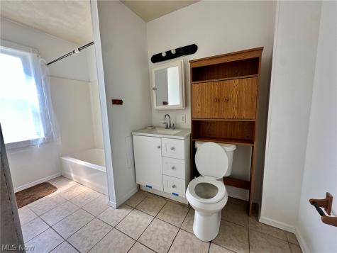 511 Woodland Avenue Elyria OH 44035
