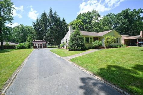 4048 Dover Road Youngstown OH 44511