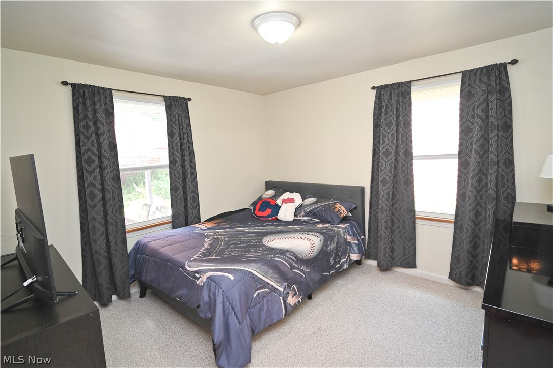 4048 Dover Road Youngstown OH 44511