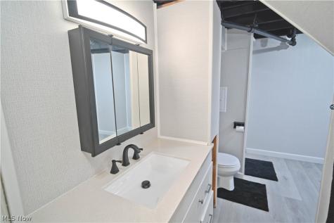4048 Dover Road Youngstown OH 44511