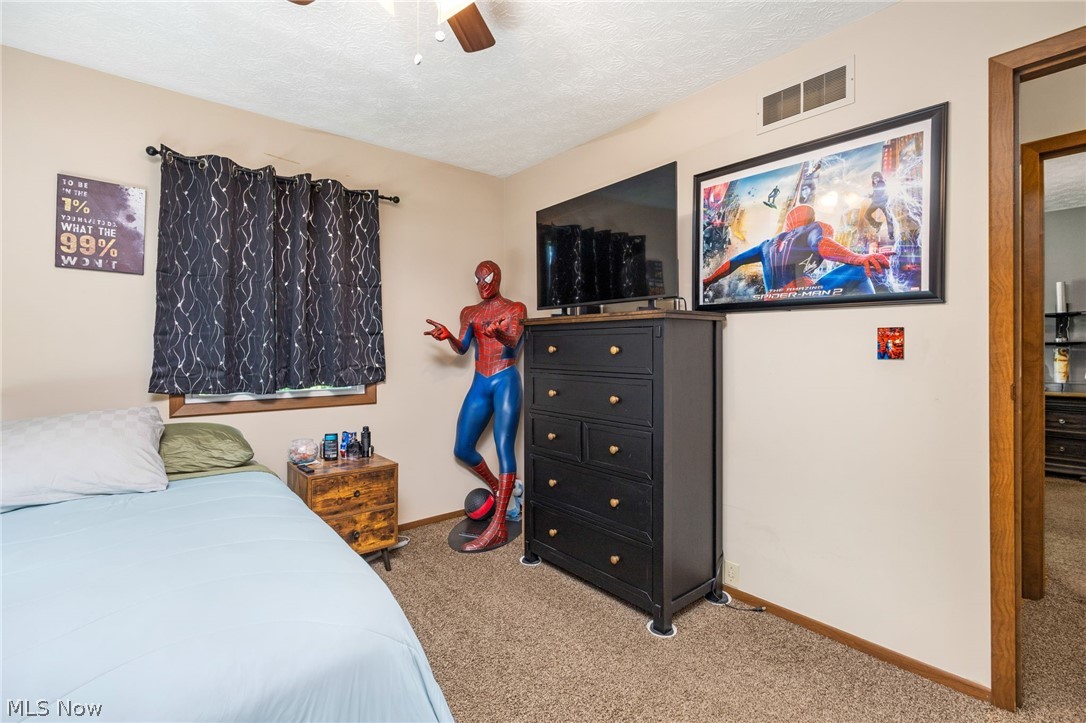 260 Hazelwood Avenue Barberton OH 44203