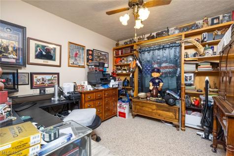 260 Hazelwood Avenue Barberton OH 44203