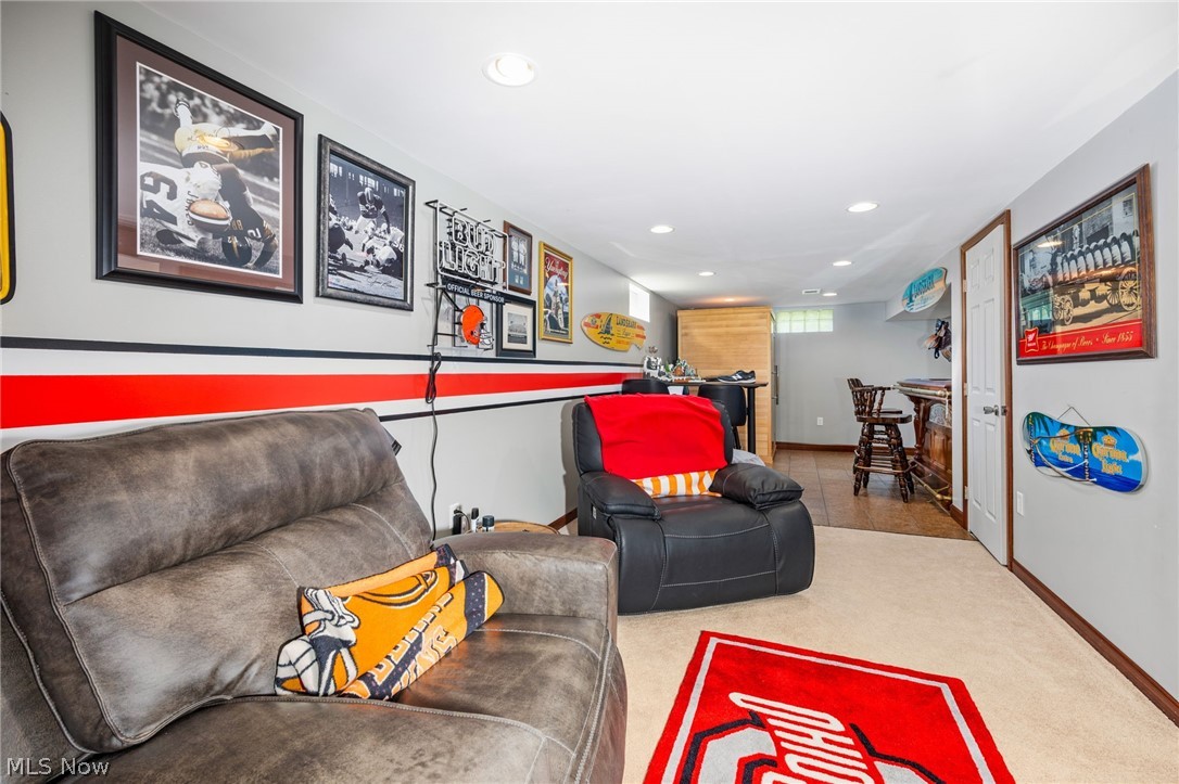 260 Hazelwood Avenue Barberton OH 44203