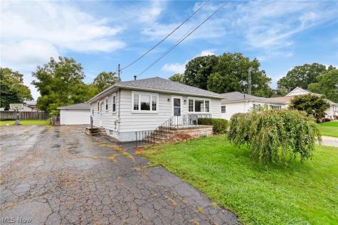 1854 Maurice Street Cuyahoga Falls OH 44221