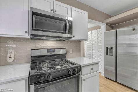 3177 Warren Road Cleveland OH 44111