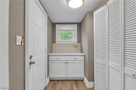 3177 Warren Road Cleveland OH 44111