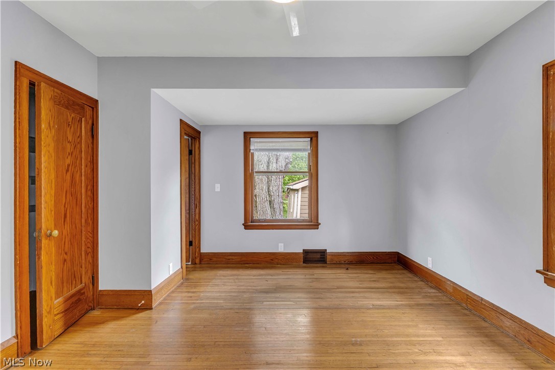 3177 Warren Road Cleveland OH 44111