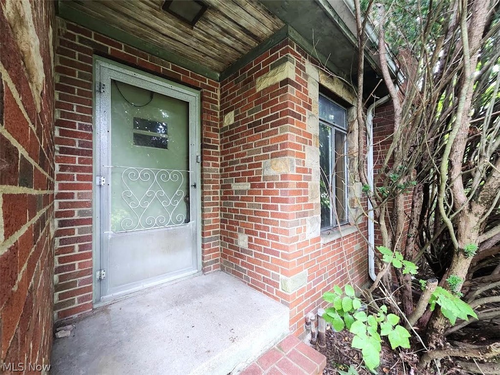 34357 White Road Willoughby Hills OH 44092