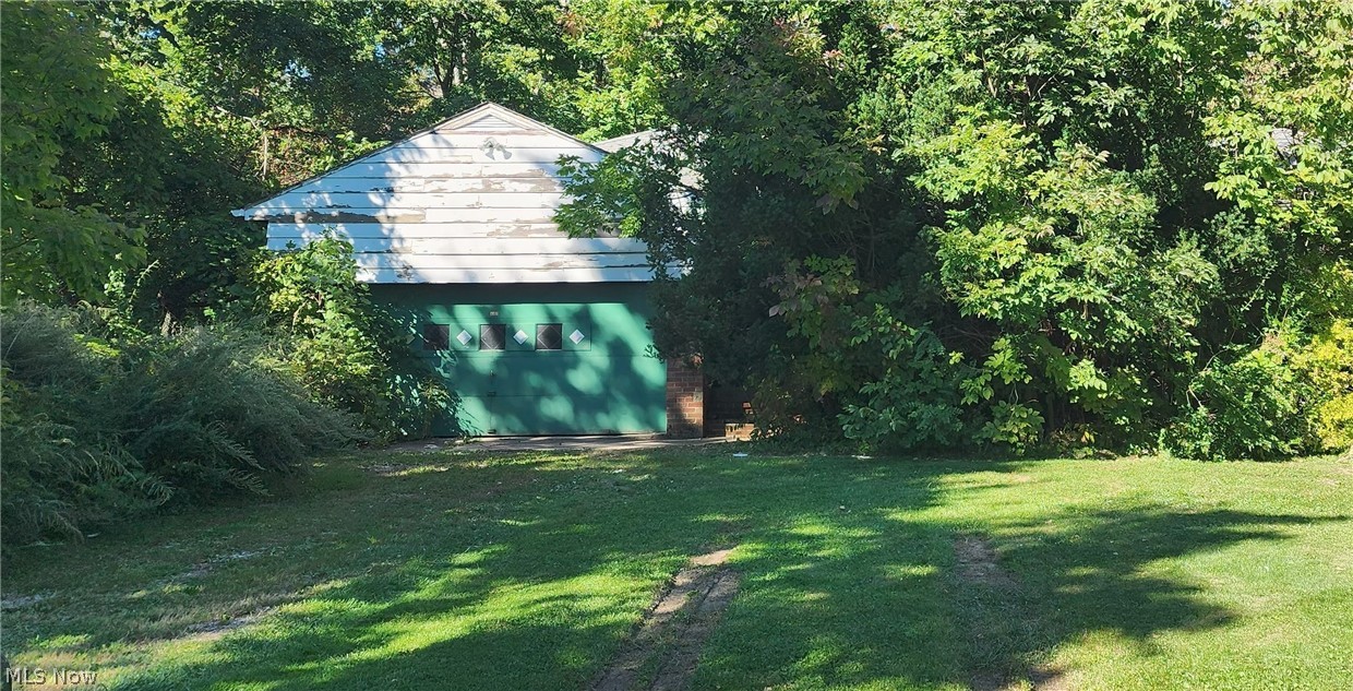 34357 White Road Willoughby Hills OH 44092
