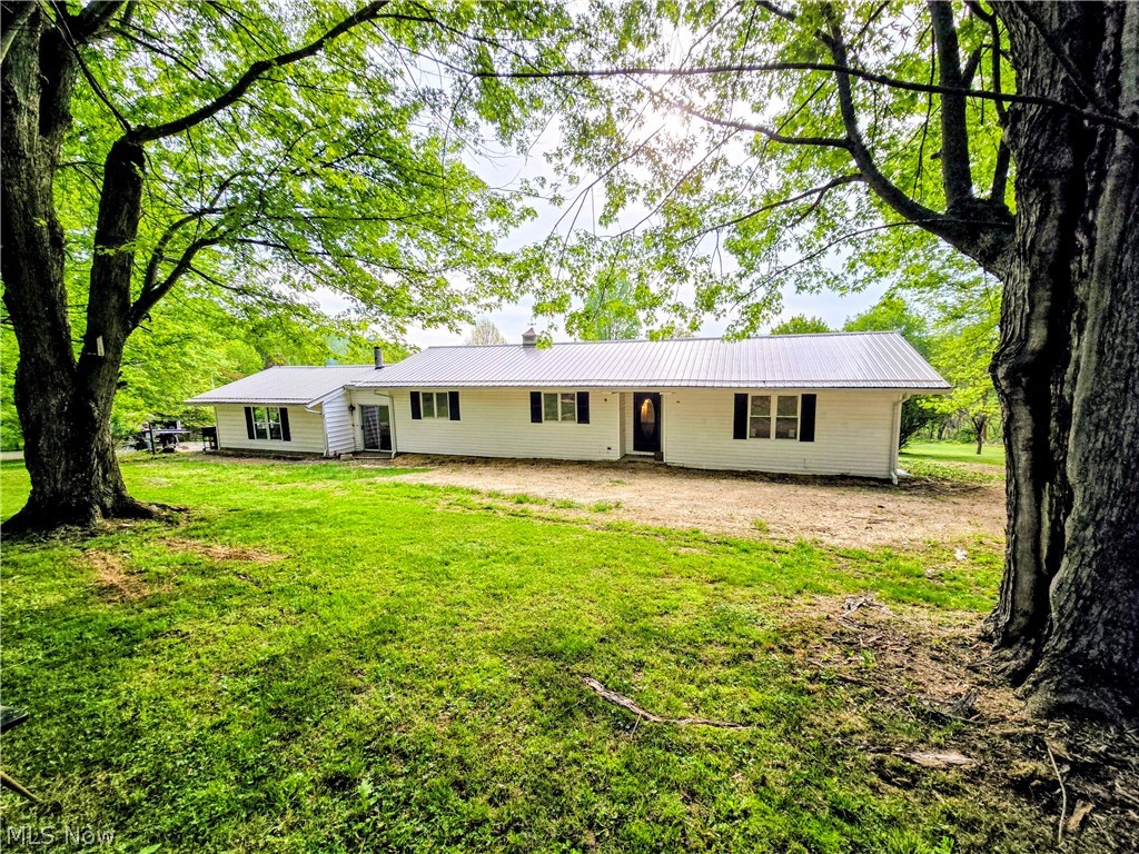 8570 County Road 39 Bloomingdale OH 43910