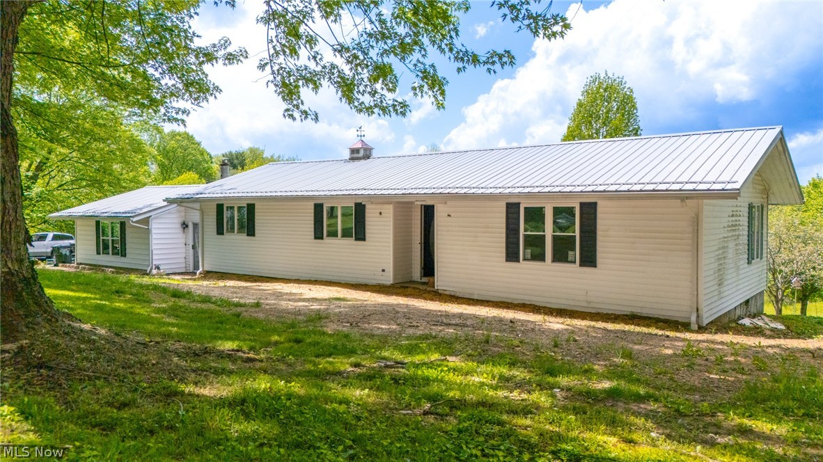 8570 County Road 39 Bloomingdale OH 43910