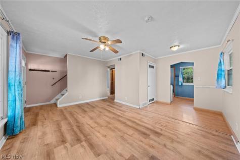 4382 W 189th Street Cleveland OH 44135